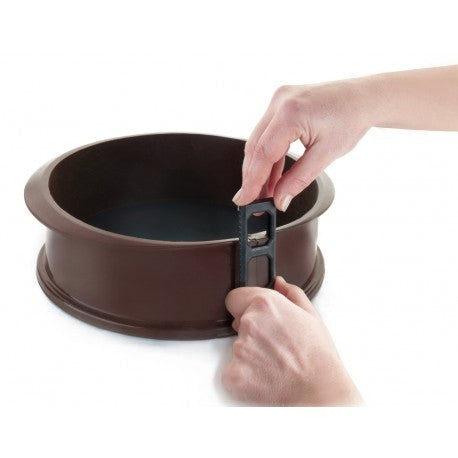 MOLDE DESMONTABLE DE SILICONA 25X7,5CM LACOR