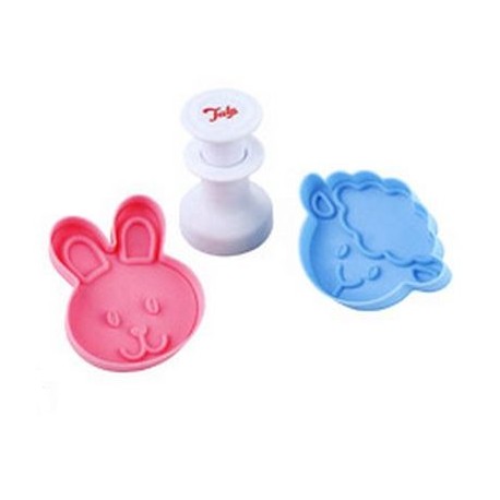 SET 2 CORTADORES ANIMALES CON EXPULSOR